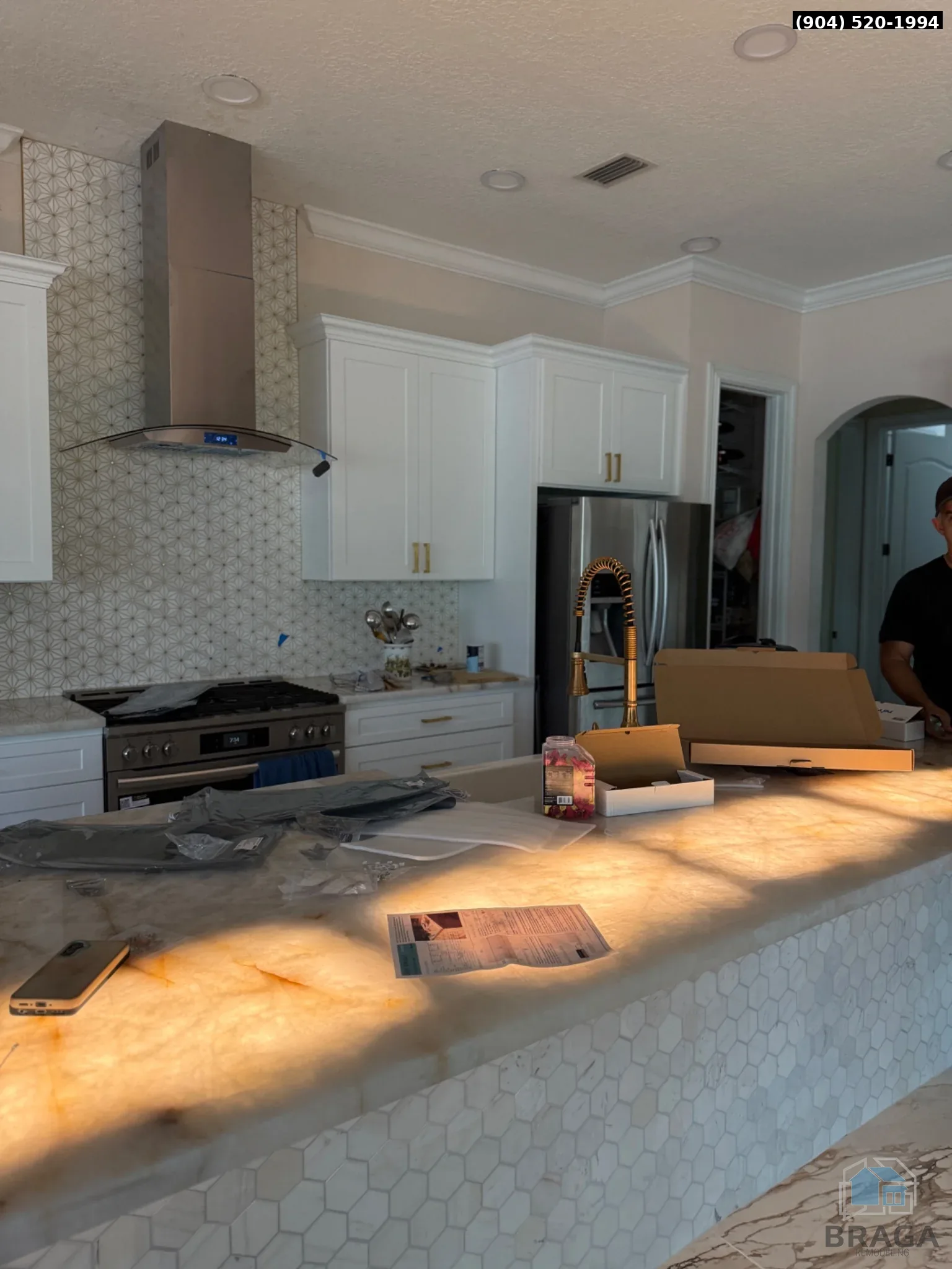 Backlit onyx kitchen island remodel in Jacksonville by Braga Remodeling
